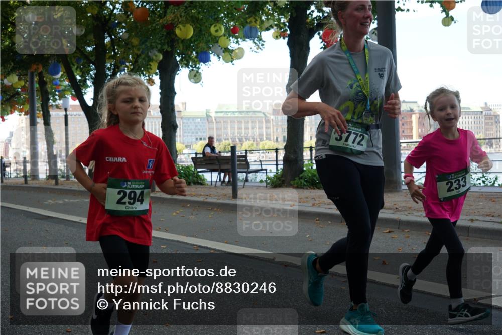 07.09.2025 - BARMER Alsterlauf Yannick Fuchs http://msf.ph/oto/8830246 07.09.2025 10:49:54 Laufen 36, 294, 3772, 233 meine-sportfotos.de