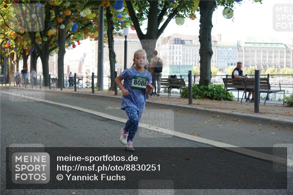 07.09.2025 - BARMER Alsterlauf Yannick Fuchs http://msf.ph/oto/8830251 07.09.2025 10:49:56 Laufen 8086 meine-sportfotos.de