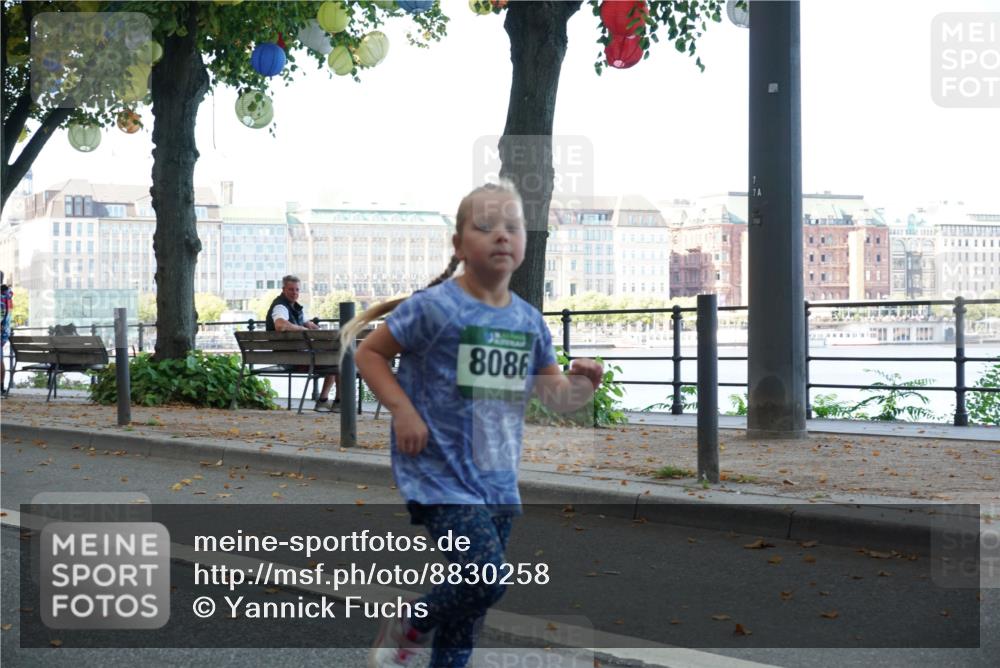 07.09.2025 - BARMER Alsterlauf Yannick Fuchs http://msf.ph/oto/8830258 07.09.2025 10:49:57 Laufen 8086 meine-sportfotos.de