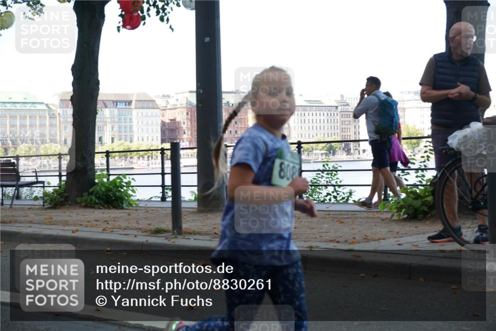 07.09.2025 - BARMER Alsterlauf Yannick Fuchs http://msf.ph/oto/8830261 07.09.2025 10:49:58 Laufen 808 meine-sportfotos.de
