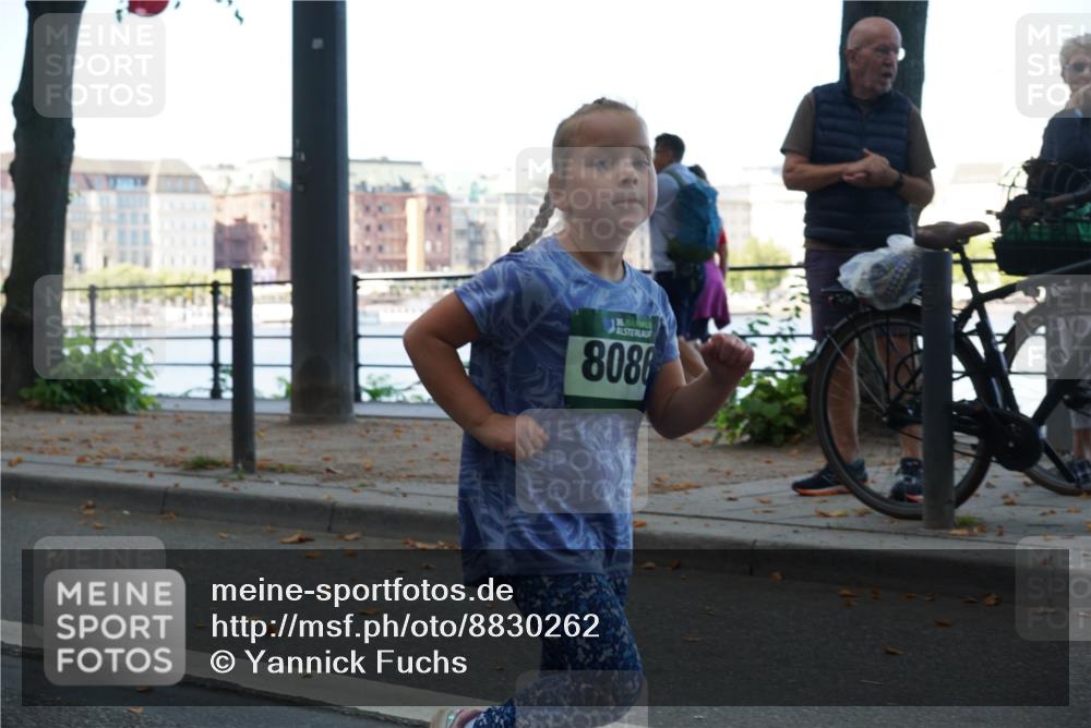 07.09.2025 - BARMER Alsterlauf Yannick Fuchs http://msf.ph/oto/8830262 07.09.2025 10:49:58 Laufen 8086 meine-sportfotos.de