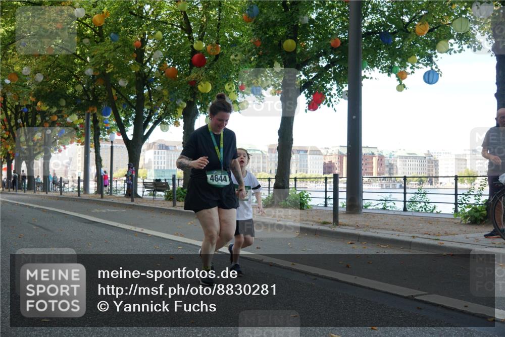 07.09.2025 - BARMER Alsterlauf Yannick Fuchs http://msf.ph/oto/8830281 07.09.2025 10:50:25 Laufen 4644 meine-sportfotos.de