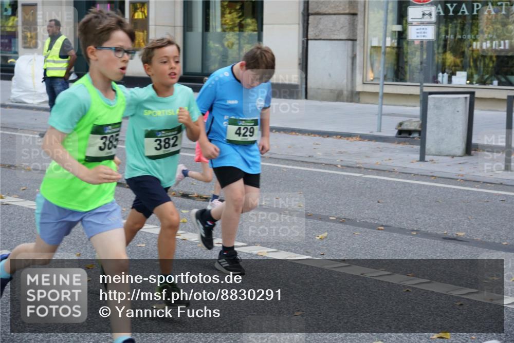 07.09.2025 - BARMER Alsterlauf Yannick Fuchs http://msf.ph/oto/8830291 07.09.2025 10:50:42 Laufen 385, 382, 429 meine-sportfotos.de
