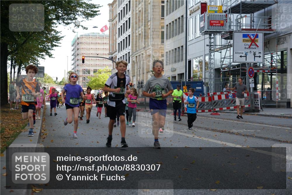 07.09.2025 - BARMER Alsterlauf Yannick Fuchs http://msf.ph/oto/8830307 07.09.2025 10:50:50 Laufen 182, 181, 255, 282, 348 meine-sportfotos.de