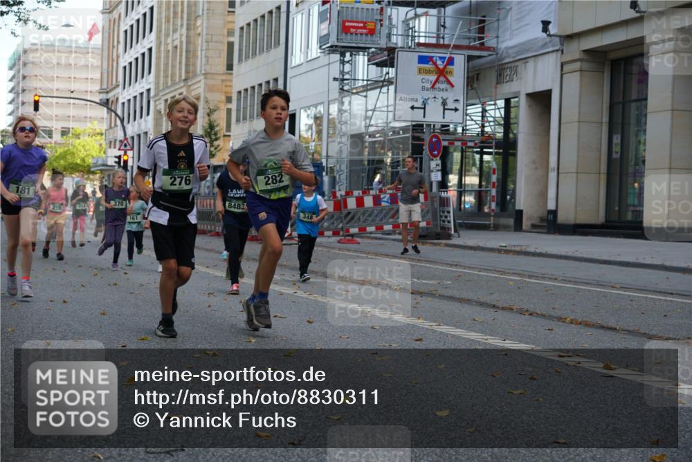 07.09.2025 - BARMER Alsterlauf Yannick Fuchs http://msf.ph/oto/8830311 07.09.2025 10:50:50 Laufen 181, 255, 264, 370, 161, 276, 8483, 282, 348 meine-sportfotos.de