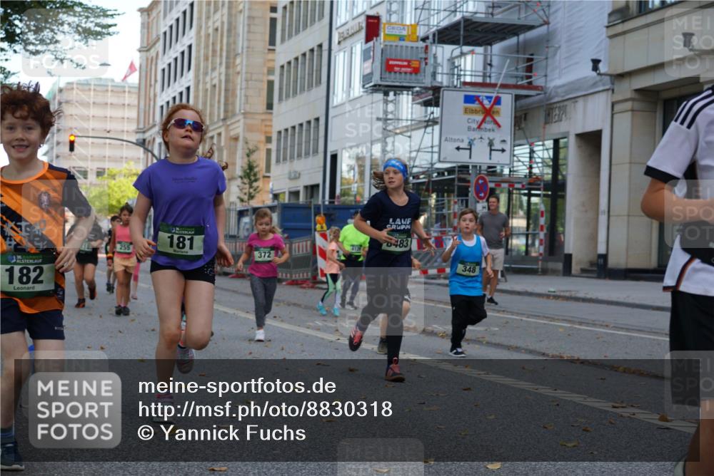 07.09.2025 - BARMER Alsterlauf Yannick Fuchs http://msf.ph/oto/8830318 07.09.2025 10:50:52 Laufen 36, 182, 181, 255, 372, 483, 7127, 348 meine-sportfotos.de