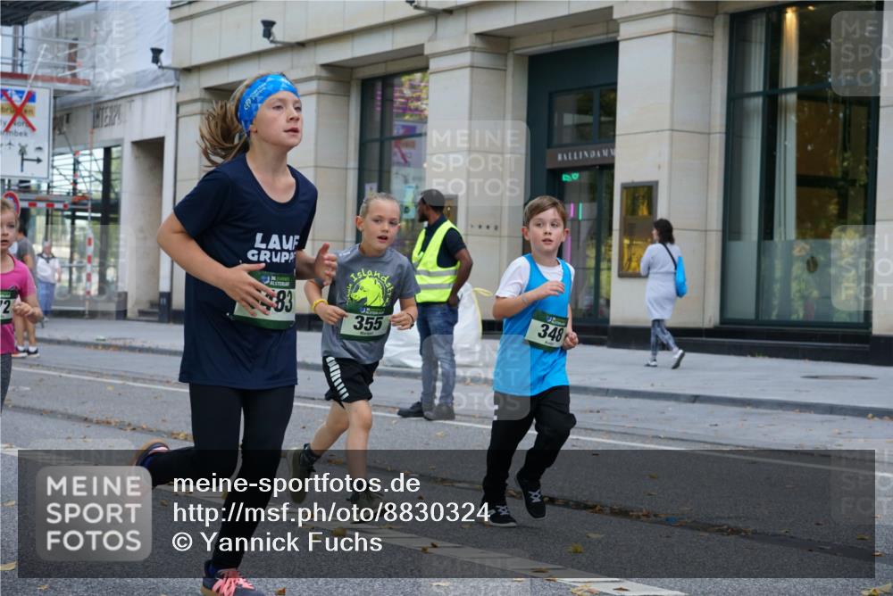 07.09.2025 - BARMER Alsterlauf Yannick Fuchs http://msf.ph/oto/8830324 07.09.2025 10:50:55 Laufen 2, 36, 83, 348, 355, 54 meine-sportfotos.de