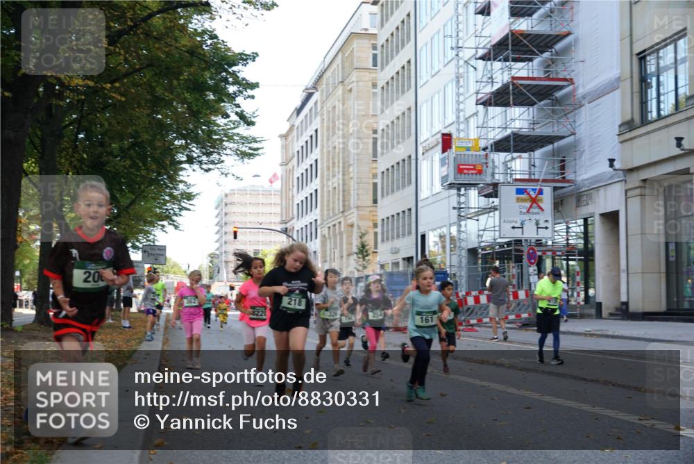 07.09.2025 - BARMER Alsterlauf Yannick Fuchs http://msf.ph/oto/8830331 07.09.2025 10:50:56 Laufen 20, 362, 218, 3221, 254, 161 meine-sportfotos.de