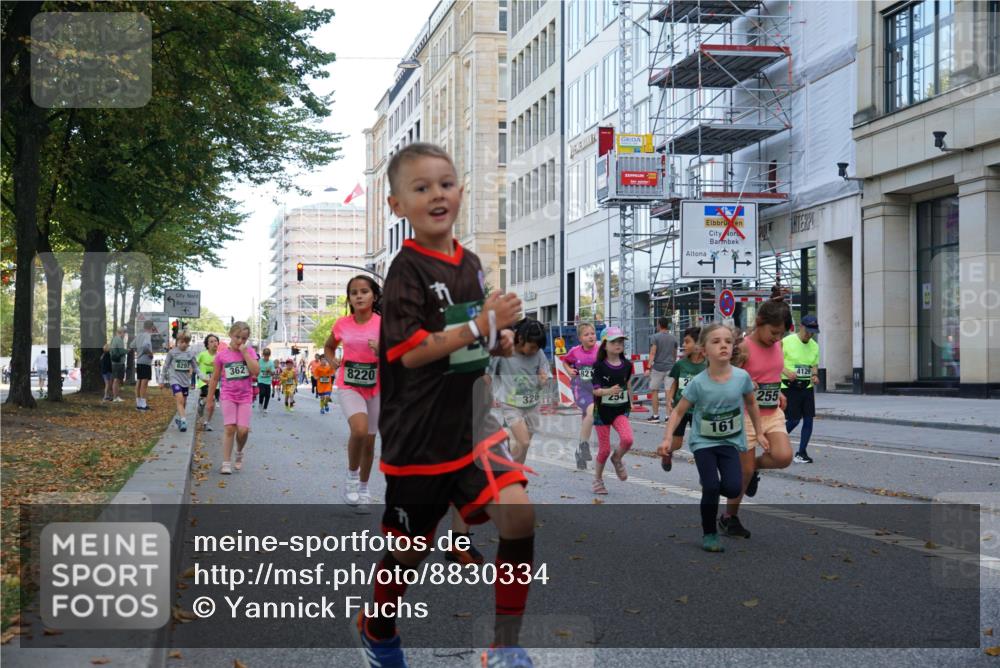 07.09.2025 - BARMER Alsterlauf Yannick Fuchs http://msf.ph/oto/8830334 07.09.2025 10:50:57 Laufen 8297, 362, 8220, 821, 254, 14147, 161, 255, 4129 meine-sportfotos.de