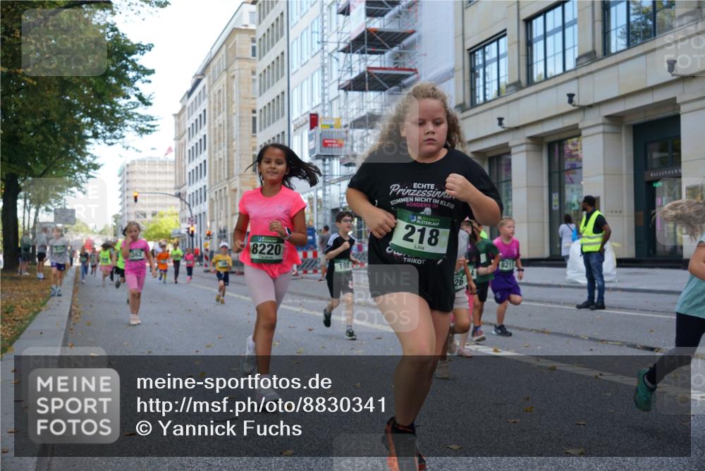07.09.2025 - BARMER Alsterlauf Yannick Fuchs http://msf.ph/oto/8830341 07.09.2025 10:50:59 Laufen 8220, 198, 136, 218, 26, 8211 meine-sportfotos.de
