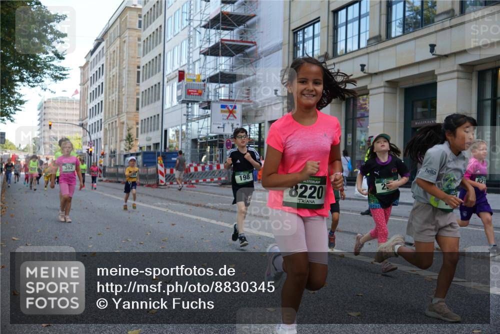 07.09.2025 - BARMER Alsterlauf Yannick Fuchs http://msf.ph/oto/8830345 07.09.2025 10:50:59 Laufen 362, 198, 8220, 23, 821 meine-sportfotos.de