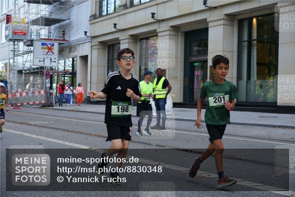 07.09.2025 - BARMER Alsterlauf Yannick Fuchs http://msf.ph/oto/8830348 07.09.2025 10:51:00 Laufen 88, 198, 201 meine-sportfotos.de