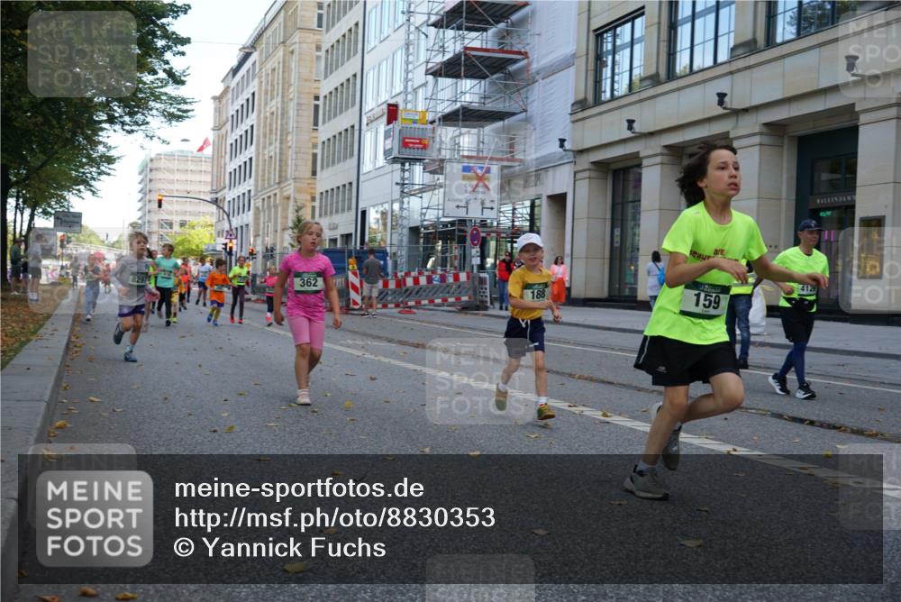 07.09.2025 - BARMER Alsterlauf Yannick Fuchs http://msf.ph/oto/8830353 07.09.2025 10:51:02 Laufen 82975, 362, 188, 412, 159, 44 meine-sportfotos.de