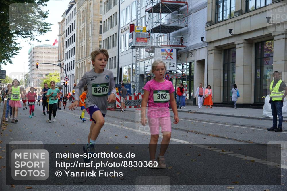 07.09.2025 - BARMER Alsterlauf Yannick Fuchs http://msf.ph/oto/8830360 07.09.2025 10:51:03 Laufen 808, 8103, 8297, 362 meine-sportfotos.de