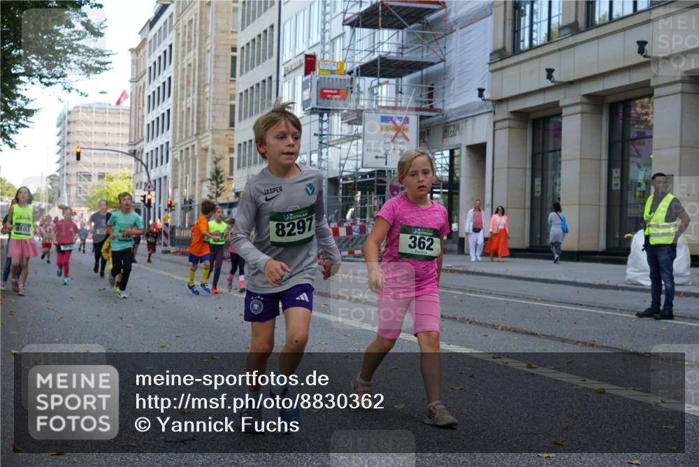 07.09.2025 - BARMER Alsterlauf Yannick Fuchs http://msf.ph/oto/8830362 07.09.2025 10:51:04 Laufen 8297, 362, 8103, 50 meine-sportfotos.de