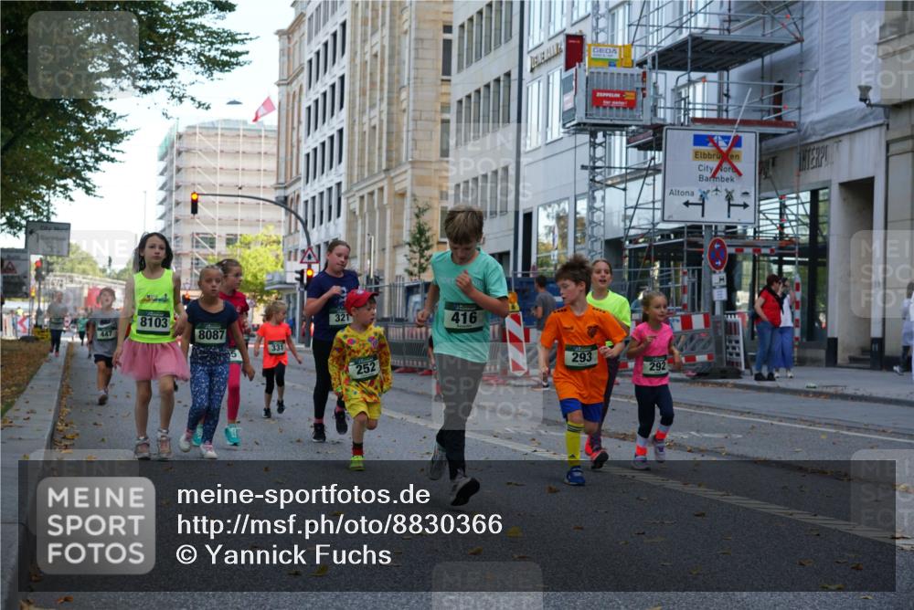 07.09.2025 - BARMER Alsterlauf Yannick Fuchs http://msf.ph/oto/8830366 07.09.2025 10:51:06 Laufen 8103, 447, 8087, 331, 321, 252, 416, 293, 292 meine-sportfotos.de