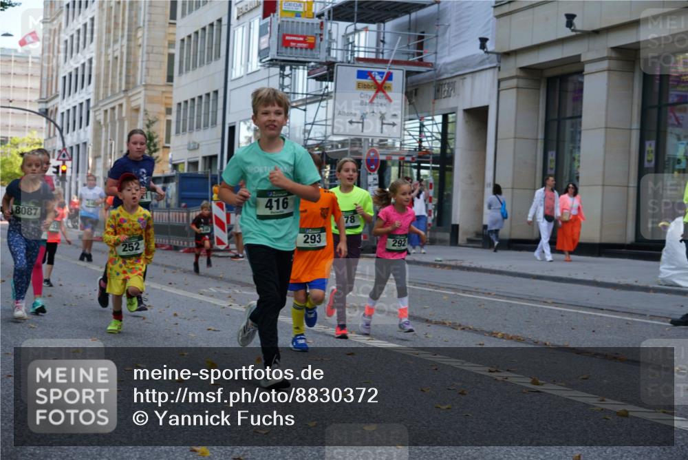 07.09.2025 - BARMER Alsterlauf Yannick Fuchs http://msf.ph/oto/8830372 07.09.2025 10:51:07 Laufen 8087, 252, 416, 293, 78, 292 meine-sportfotos.de