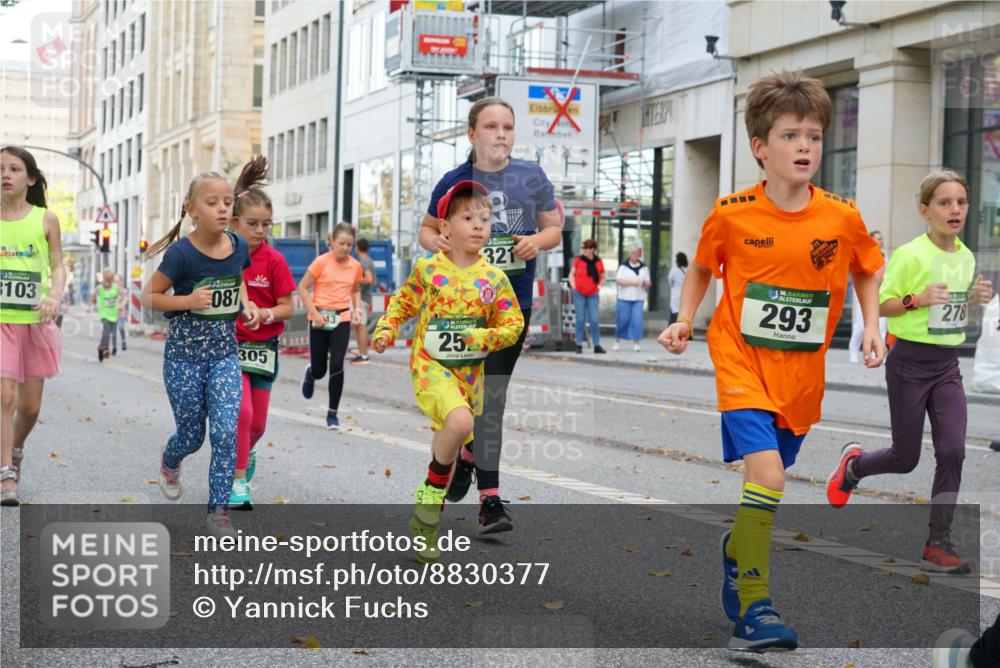 07.09.2025 - BARMER Alsterlauf Yannick Fuchs http://msf.ph/oto/8830377 07.09.2025 10:51:08 Laufen 103, 087, 305, 25, 321, 136, 293, 278 meine-sportfotos.de