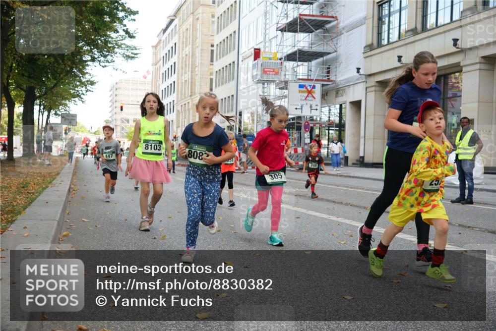 07.09.2025 - BARMER Alsterlauf Yannick Fuchs http://msf.ph/oto/8830382 07.09.2025 10:51:09 Laufen 447, 8103, 808, 305, 45 meine-sportfotos.de