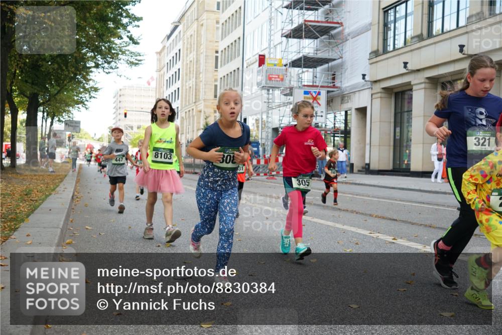 07.09.2025 - BARMER Alsterlauf Yannick Fuchs http://msf.ph/oto/8830384 07.09.2025 10:51:10 Laufen 8103, 447, 308, 305, 321 meine-sportfotos.de