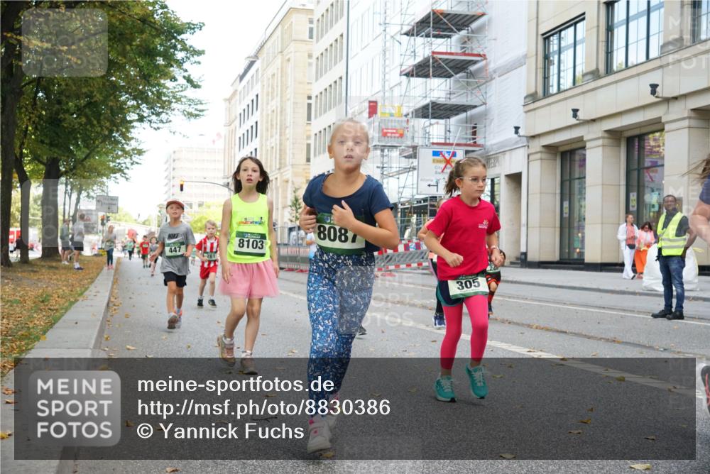 07.09.2025 - BARMER Alsterlauf Yannick Fuchs http://msf.ph/oto/8830386 07.09.2025 10:51:10 Laufen 447, 8103, 8087, 305 meine-sportfotos.de