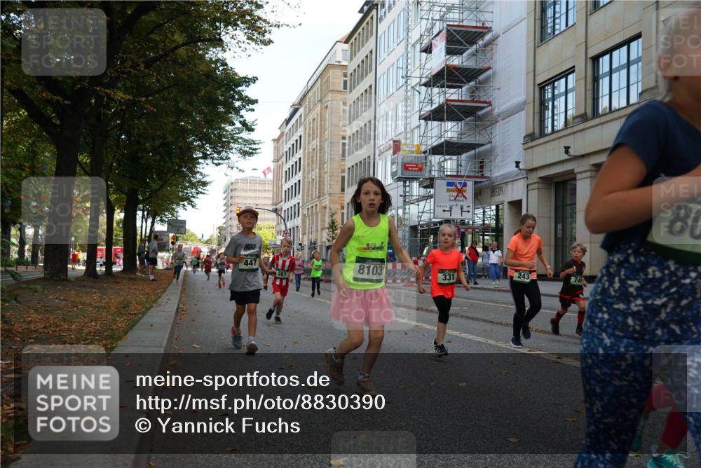 07.09.2025 - BARMER Alsterlauf Yannick Fuchs http://msf.ph/oto/8830390 07.09.2025 10:51:11 Laufen 447, 8103, 331, 243, 248, 80 meine-sportfotos.de