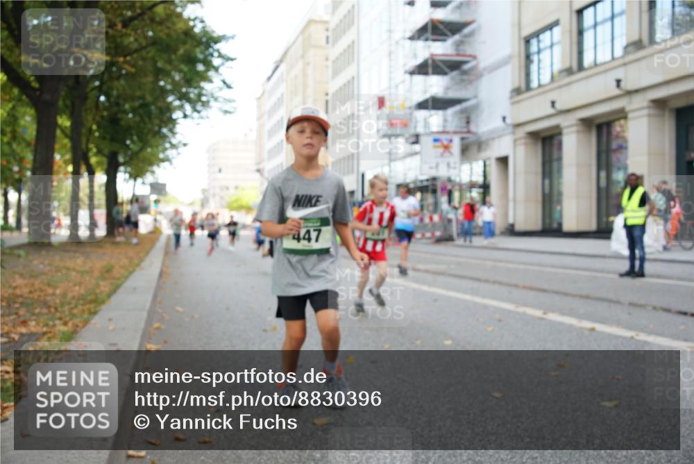 07.09.2025 - BARMER Alsterlauf Yannick Fuchs http://msf.ph/oto/8830396 07.09.2025 10:51:12 Laufen 12, 447 meine-sportfotos.de