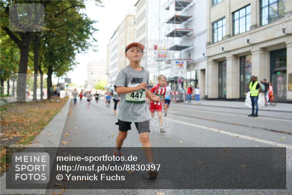07.09.2025 - BARMER Alsterlauf Yannick Fuchs http://msf.ph/oto/8830397 07.09.2025 10:51:13 Laufen 447 meine-sportfotos.de