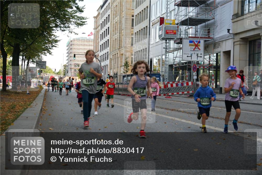 07.09.2025 - BARMER Alsterlauf Yannick Fuchs http://msf.ph/oto/8830417 07.09.2025 10:51:19 Laufen 185, 333, 249, 176, 454, 8055, 304 meine-sportfotos.de