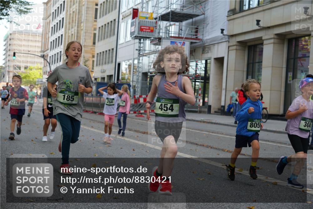 07.09.2025 - BARMER Alsterlauf Yannick Fuchs http://msf.ph/oto/8830421 07.09.2025 10:51:20 Laufen 278, 185, 264, 176, 136, 454, 8055, 304 meine-sportfotos.de