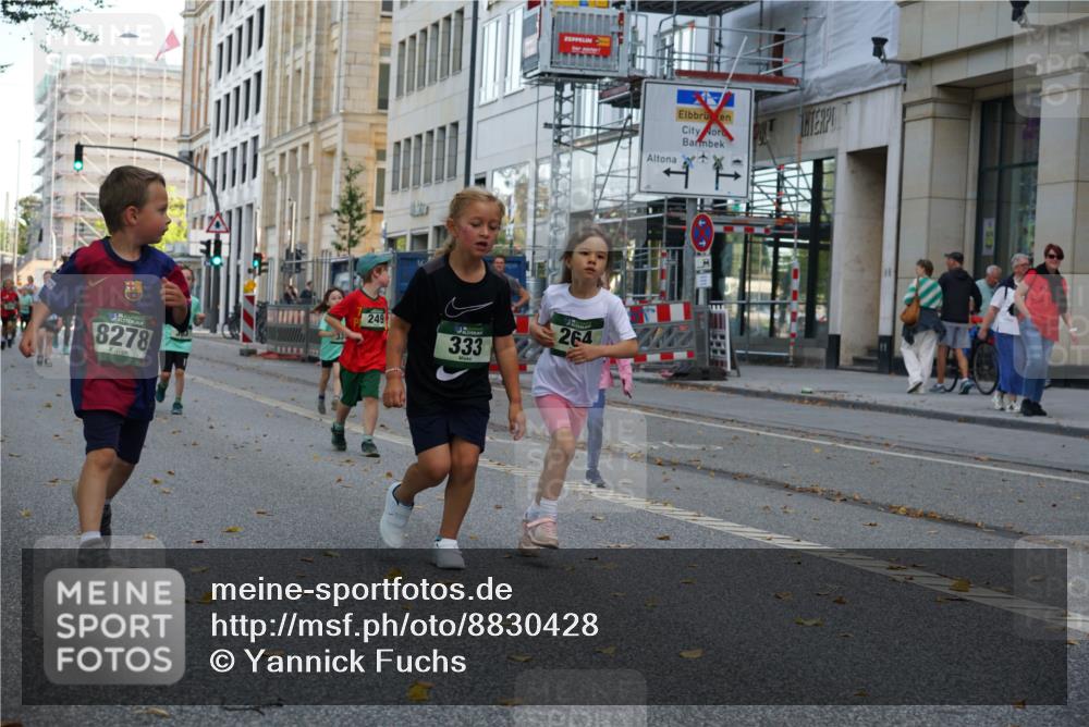 07.09.2025 - BARMER Alsterlauf Yannick Fuchs http://msf.ph/oto/8830428 07.09.2025 10:51:22 Laufen 8278, 249, 333, 264, 400 meine-sportfotos.de