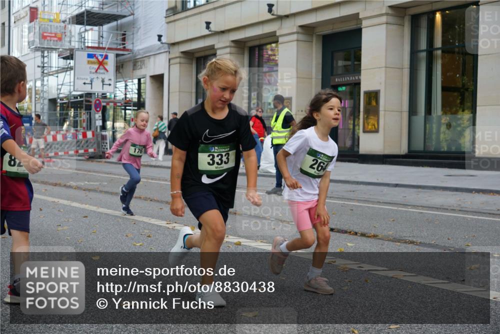 07.09.2025 - BARMER Alsterlauf Yannick Fuchs http://msf.ph/oto/8830438 07.09.2025 10:51:23 Laufen 82, 176, 36, 333, 264 meine-sportfotos.de