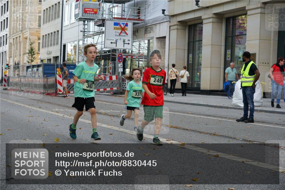 07.09.2025 - BARMER Alsterlauf Yannick Fuchs http://msf.ph/oto/8830445 07.09.2025 10:51:27 Laufen 363, 337, 249 meine-sportfotos.de