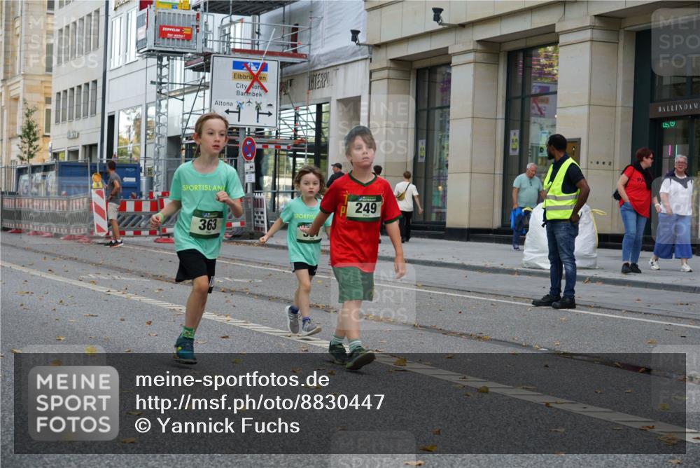 07.09.2025 - BARMER Alsterlauf Yannick Fuchs http://msf.ph/oto/8830447 07.09.2025 10:51:27 Laufen 363, 249, 56 meine-sportfotos.de
