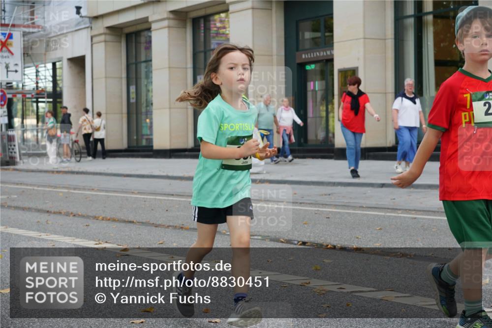 07.09.2025 - BARMER Alsterlauf Yannick Fuchs http://msf.ph/oto/8830451 07.09.2025 10:51:29 Laufen 1, 2 meine-sportfotos.de