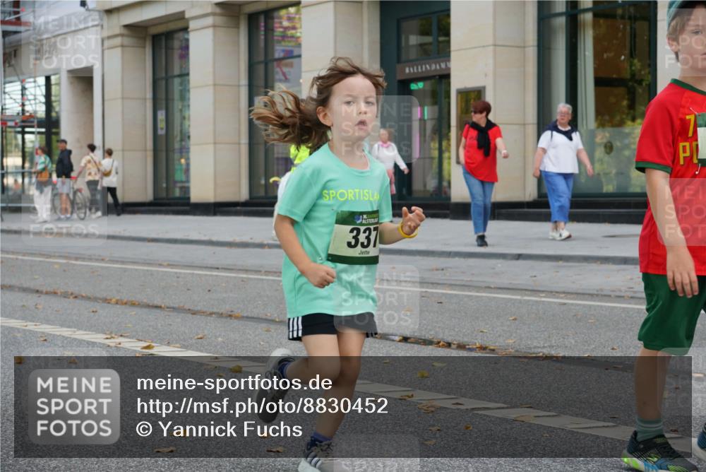 07.09.2025 - BARMER Alsterlauf Yannick Fuchs http://msf.ph/oto/8830452 07.09.2025 10:51:30 Laufen 36, 331 meine-sportfotos.de