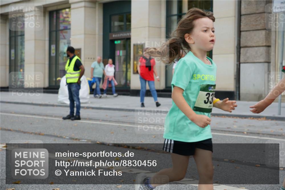 07.09.2025 - BARMER Alsterlauf Yannick Fuchs http://msf.ph/oto/8830456 07.09.2025 10:51:30 Laufen 33 meine-sportfotos.de