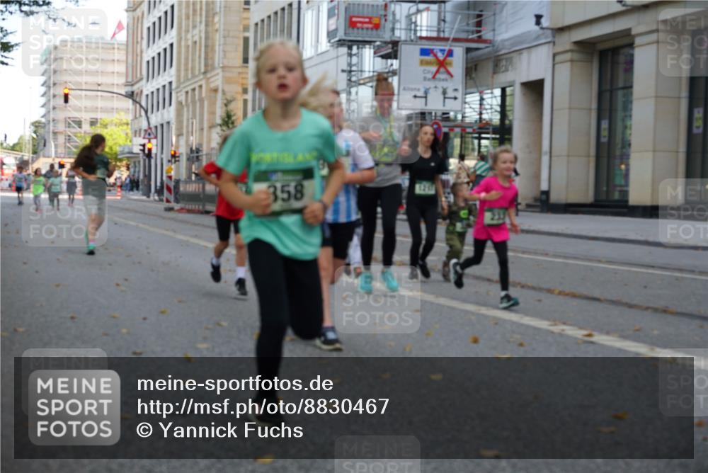 07.09.2025 - BARMER Alsterlauf Yannick Fuchs http://msf.ph/oto/8830467 07.09.2025 10:51:33 Laufen 358 meine-sportfotos.de