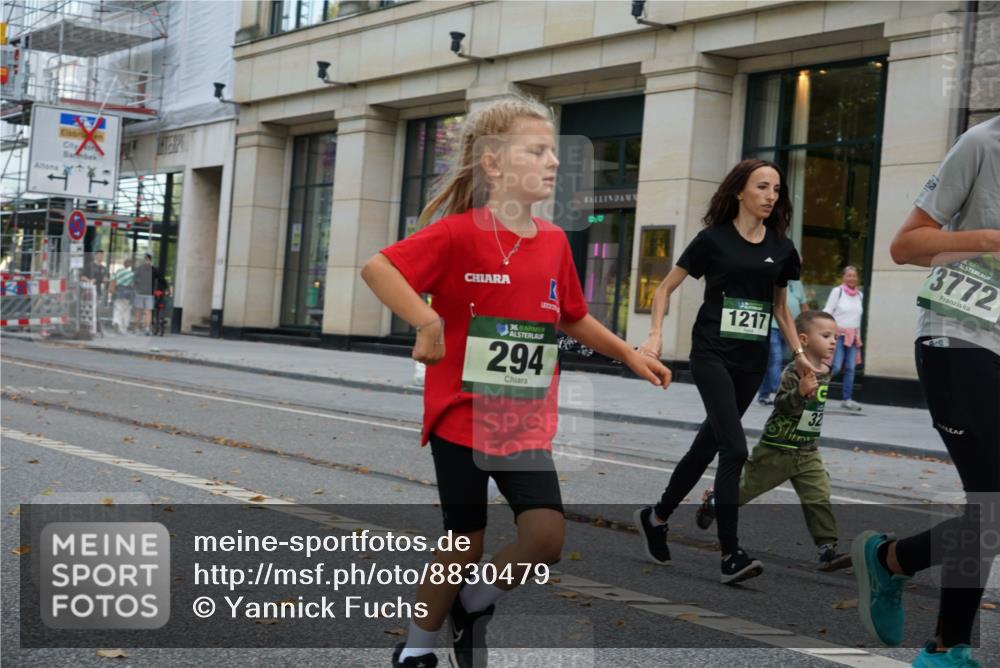 07.09.2025 - BARMER Alsterlauf Yannick Fuchs http://msf.ph/oto/8830479 07.09.2025 10:51:36 Laufen 36, 294, 1217, 6, 3772, 32 meine-sportfotos.de