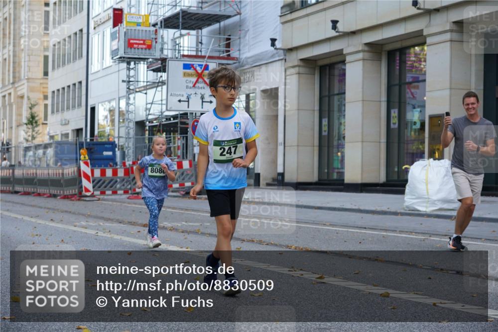 07.09.2025 - BARMER Alsterlauf Yannick Fuchs http://msf.ph/oto/8830509 07.09.2025 10:52:06 Laufen 808, 247 meine-sportfotos.de