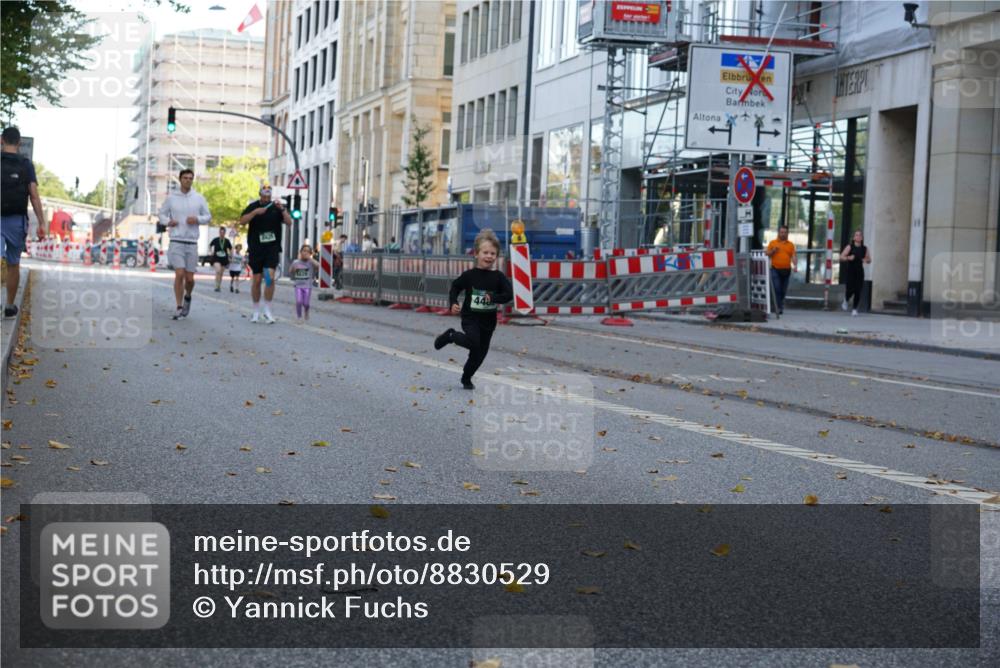 07.09.2025 - BARMER Alsterlauf Yannick Fuchs http://msf.ph/oto/8830529 07.09.2025 10:52:13 Laufen 448 meine-sportfotos.de