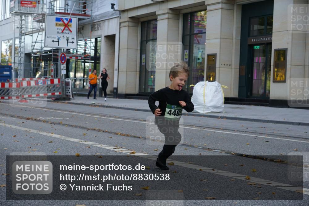 07.09.2025 - BARMER Alsterlauf Yannick Fuchs http://msf.ph/oto/8830538 07.09.2025 10:52:16 Laufen 4485, 150 meine-sportfotos.de