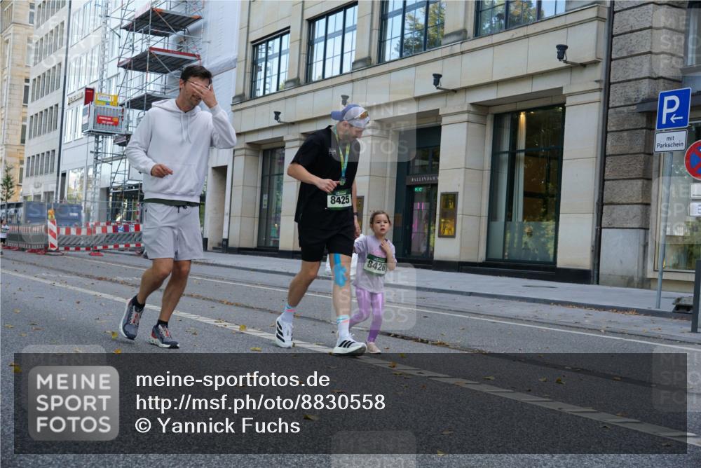 07.09.2025 - BARMER Alsterlauf Yannick Fuchs http://msf.ph/oto/8830558 07.09.2025 10:52:24 Laufen 8425, 8426 meine-sportfotos.de