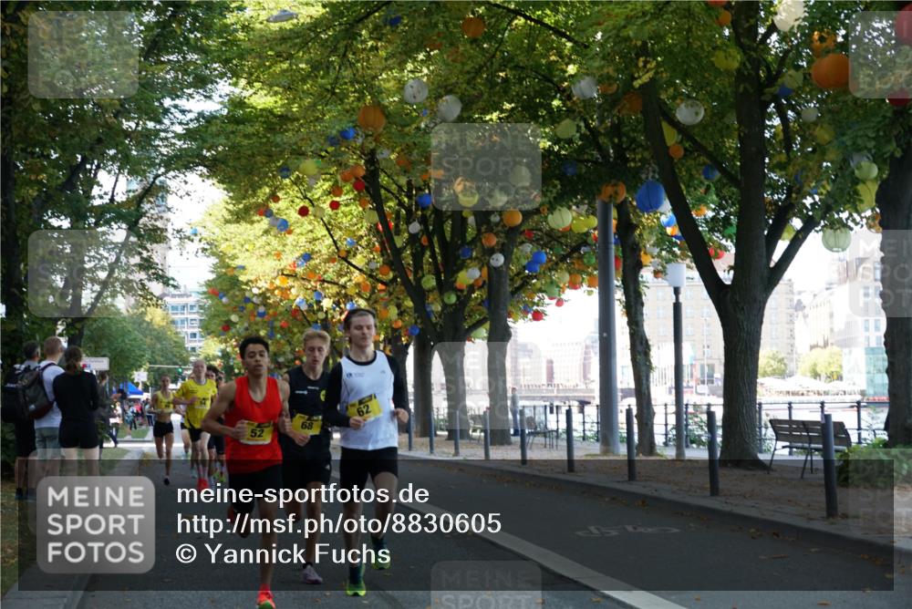 07.09.2025 - BARMER Alsterlauf Yannick Fuchs http://msf.ph/oto/8830605 07.09.2025 11:00:45 Laufen 52, 68, 62 meine-sportfotos.de