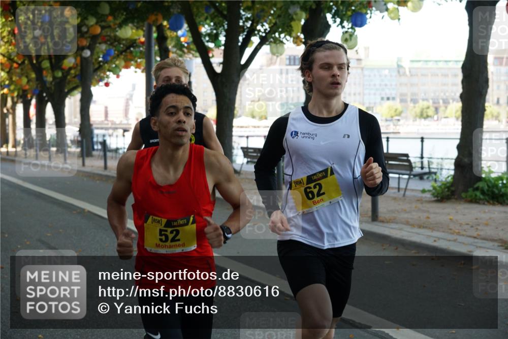 07.09.2025 - BARMER Alsterlauf Yannick Fuchs http://msf.ph/oto/8830616 07.09.2025 11:00:47 Laufen 5, 52, 5, 62 meine-sportfotos.de