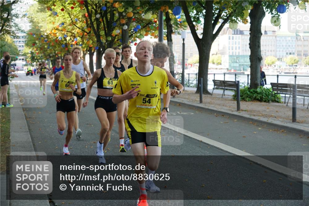 07.09.2025 - BARMER Alsterlauf Yannick Fuchs http://msf.ph/oto/8830625 07.09.2025 11:00:49 Laufen 65, 61, 54 meine-sportfotos.de