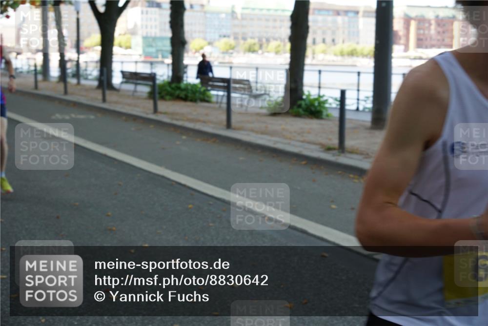07.09.2025 - BARMER Alsterlauf Yannick Fuchs http://msf.ph/oto/8830642 07.09.2025 11:00:52 Laufen 9 meine-sportfotos.de