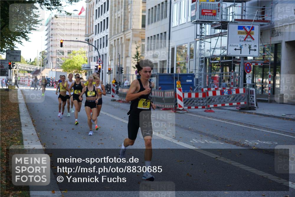 07.09.2025 - BARMER Alsterlauf Yannick Fuchs http://msf.ph/oto/8830685 07.09.2025 11:01:36 Laufen 61, 65 meine-sportfotos.de