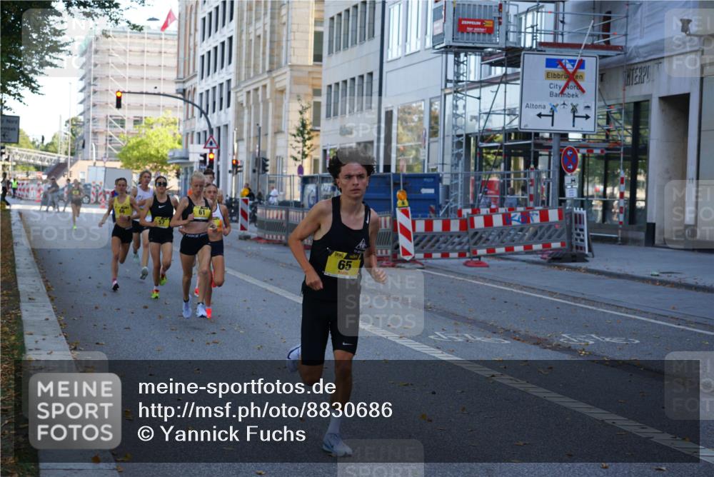 07.09.2025 - BARMER Alsterlauf Yannick Fuchs http://msf.ph/oto/8830686 07.09.2025 11:01:36 Laufen 57, 61, 65 meine-sportfotos.de