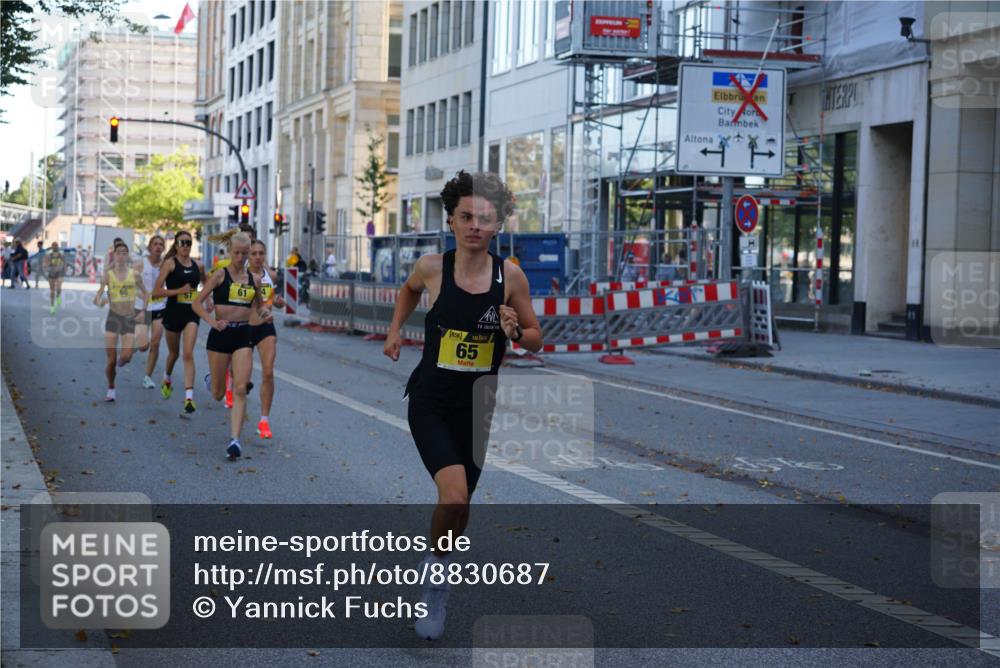 07.09.2025 - BARMER Alsterlauf Yannick Fuchs http://msf.ph/oto/8830687 07.09.2025 11:01:36 Laufen 57, 61, 65 meine-sportfotos.de